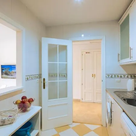 Stylish 2br With Big Terrace Near And Golf דירה בנאלמדנה