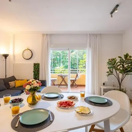 Stylish 2br With Big Terrace Near And Golf דירה *